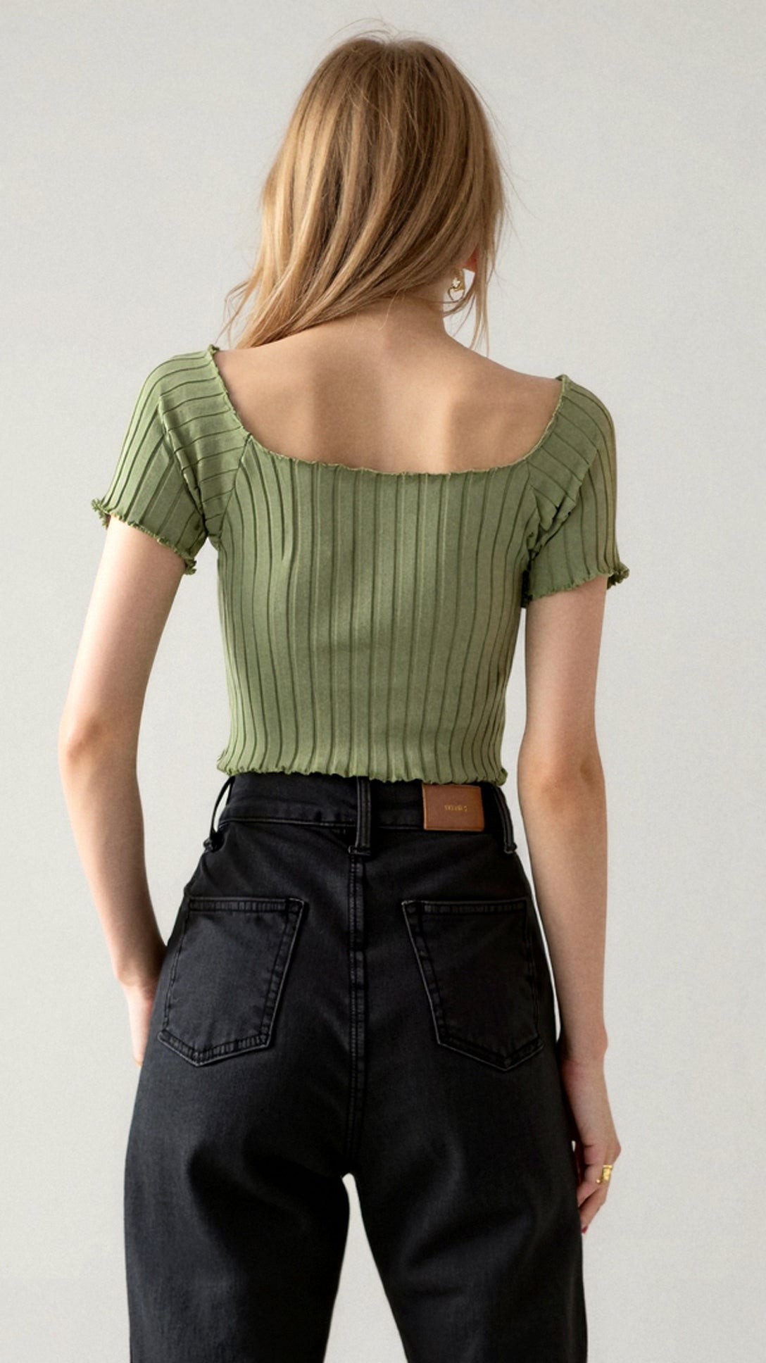 Ribbed Square-Neck Top with Puff Sleeves — view 9